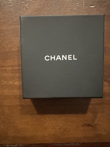 Chanel jewelry gift box - jewelry,