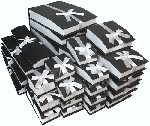 Black jewelry gift - black,